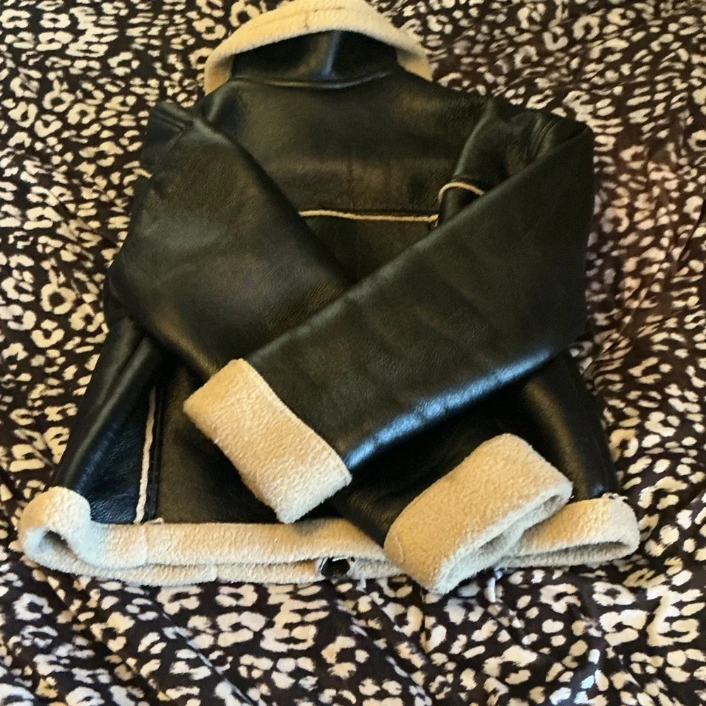 Shearling Lined Black and Cream Women's Jacket - Picture 4 of 6